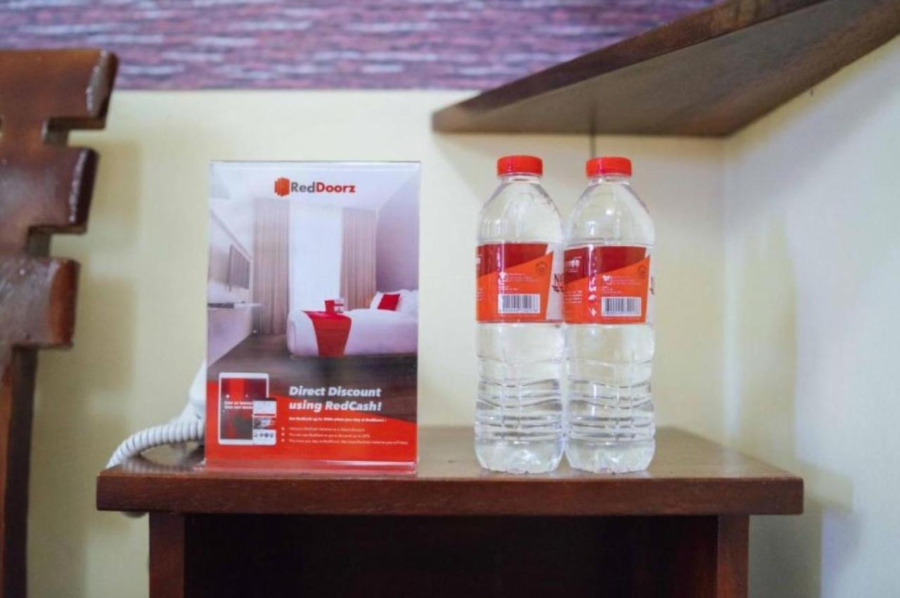 大雅台 Reddoorz At Tagaytay Road酒店 外观 照片